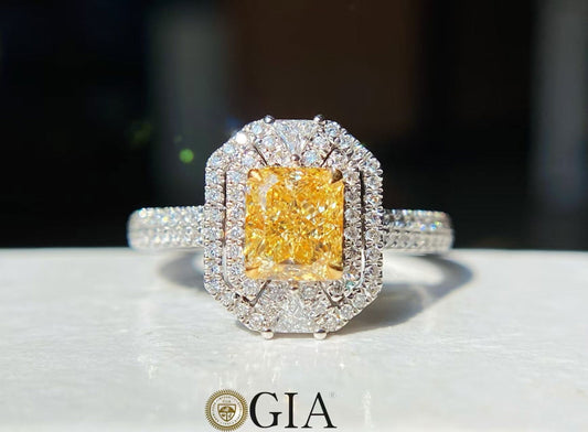 GIA Certified 0.3CT Natural Light Pink Diamond Ring - Lumora Crystal